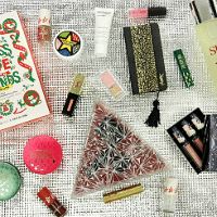 10 Gift sets to buy for yourself T.png