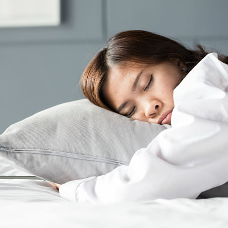 6 ways to get a good nightÃƒÂ¢Ã¢â€šÂ¬Ã¢â€žÂ¢s sleep thumb