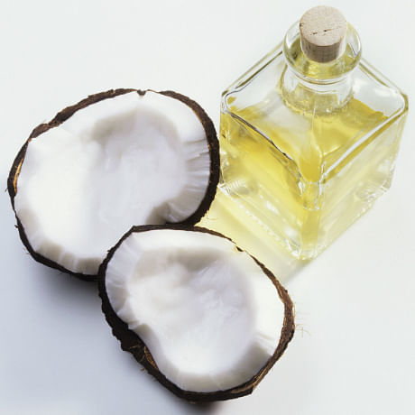 coconut water coconut oil health benefits beauty benefits for skin hair THUMBNAIL