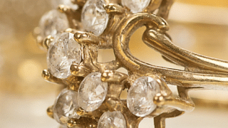 why-buying-jewellery-is-not-investing-in-gold_t