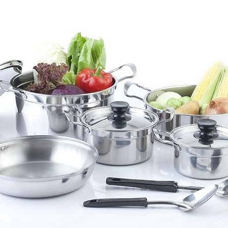 Aluminium, stainless steel or ceramic: Which should you use to help you cook better?