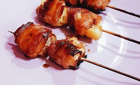RECIPE: Easy pineapple wrapped with bacon with honey mustard glaze