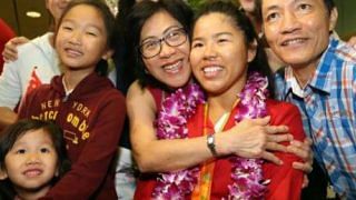 Team Singapore's Paralympians returned home to cheering supporters at Changi Airport - thumbnail