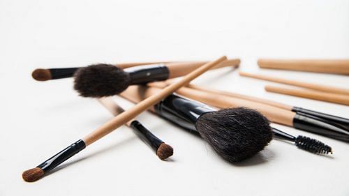 when to throw makeup brushes away