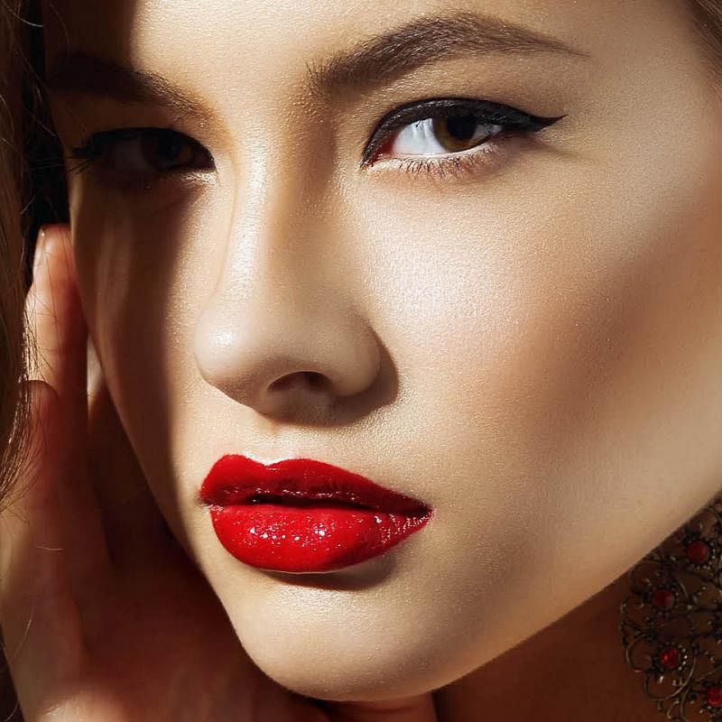 6 red lip glosses that flatter any skin