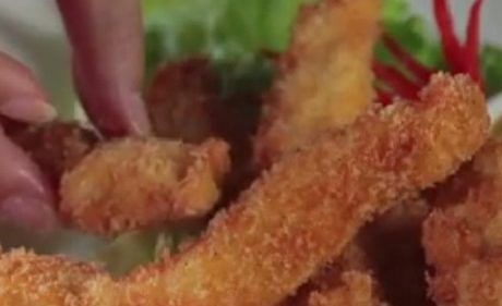 VIDEO RECIPE: Quick crispy chicken fingers for a party