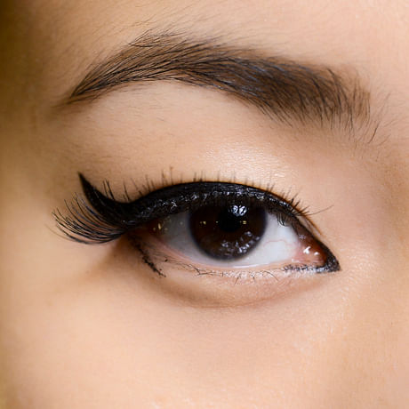 bad habits make brows eyebrow hairs fall out thinning brows singapore-thumb