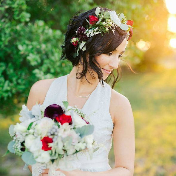 Wedding Hairstyles With Flowers 30 Looks  Expert Tips
