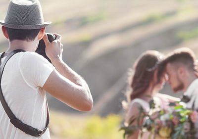 11 tips on finding the right photographer for your actual-day wedding thumbnail