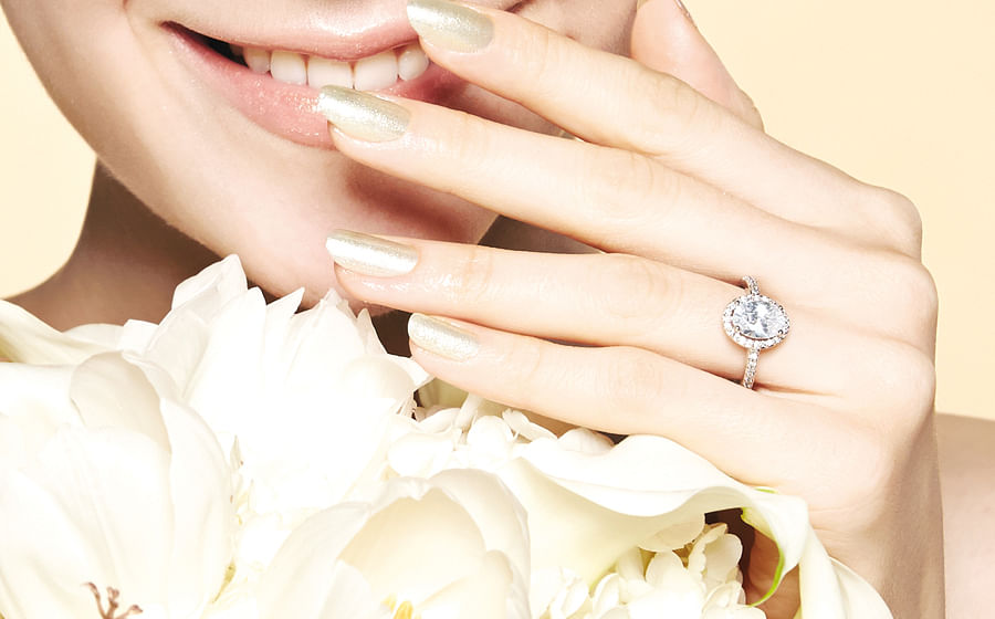  Engagement  ring  rules  which ones you can actually break