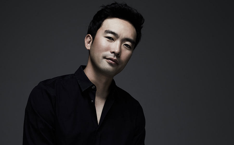 Korean fashion designer Lee Chung Chung
