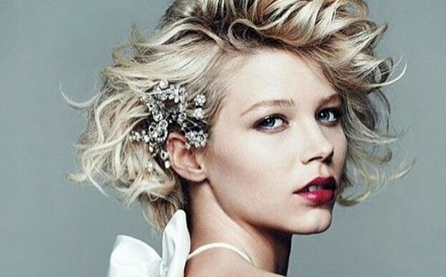 8 Romantic Hairstyles for Short Hair - Lionesse Hair