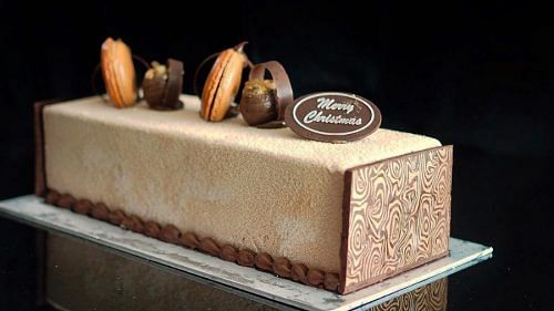 10_creative_log_cakes_to_try_this_christmas_rect_