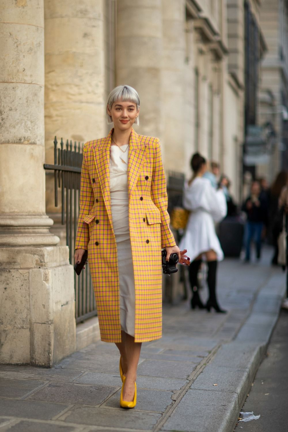 Office colour pop: How to wear bold colours while still looking ...