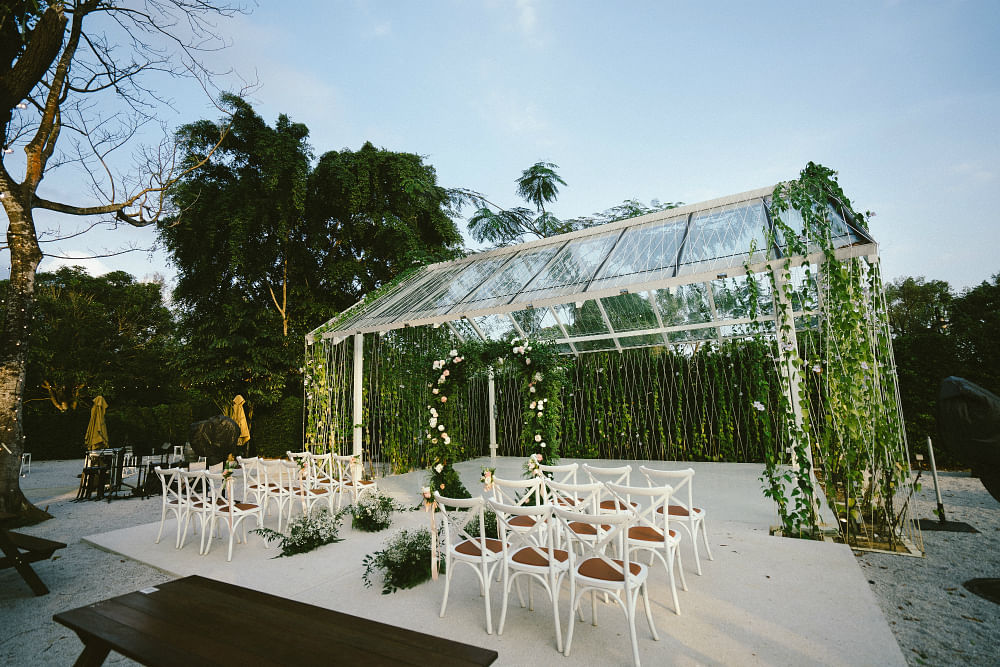 9 Outdoor Cafes In Singapore For Pretty Garden Weddings