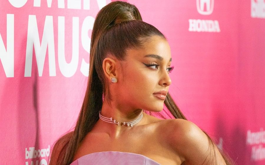 Heres How To Rock A Sleek Sky High Pony Like Ariana Grande