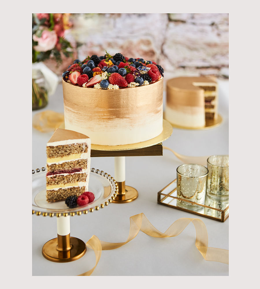 Luscious Foods - Louis Vuitton edible print cake for a