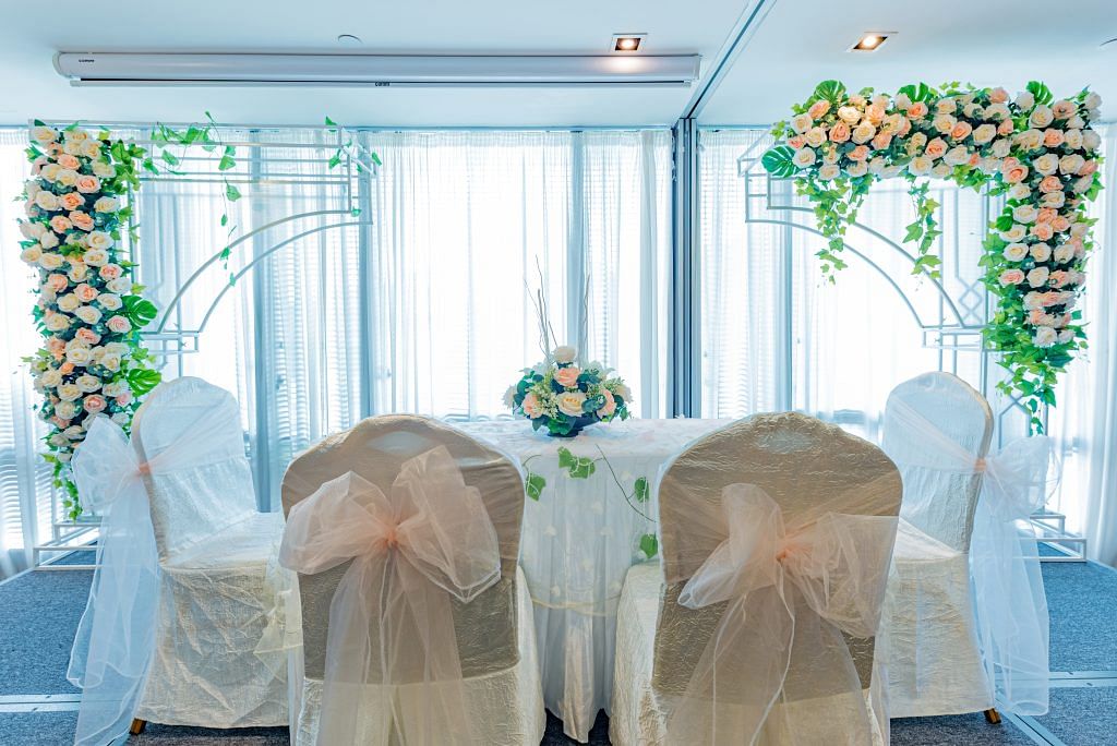 Grand banquets & top-notch cuisine at this new wedding venue