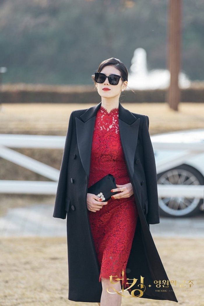 Work outfit ideas inspired by popular K-dramas - Her World Singapore