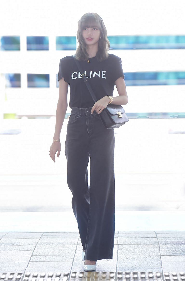 2021 Celine Mini pillow bag likes the Boston bag that Lisa always carries  in her recent Airport Photos