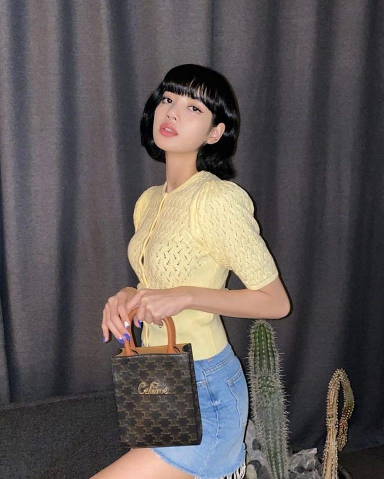 Blackpink's Lisa Has This Season's Chicest Handbag Ready To Go