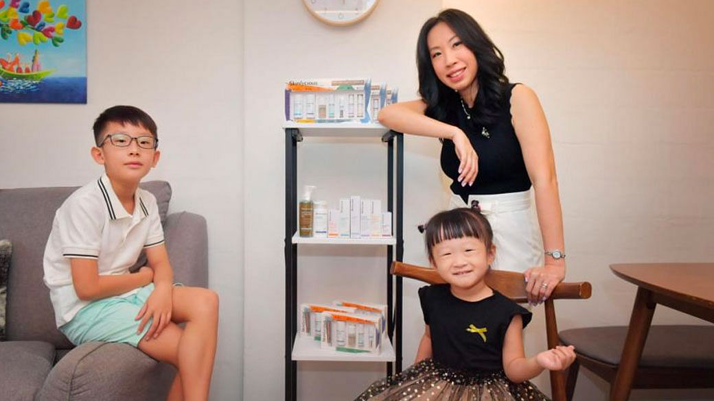 Skinlycious founder Jasmine Kang with her children.