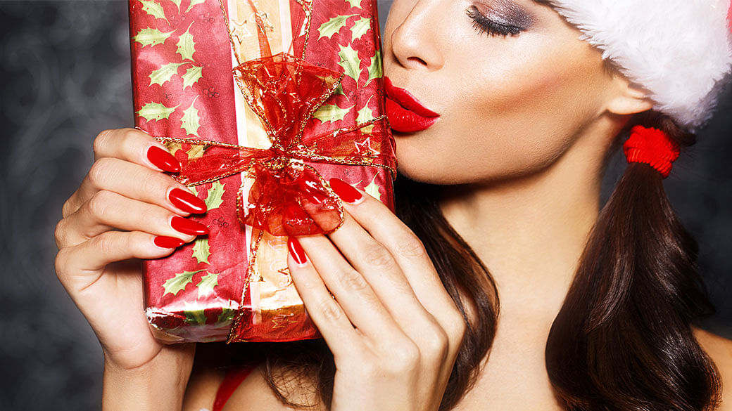8 Best Christmas Gift Ideas For Friends | Skin & Beauty Care Special Gift  Online – VedaOils