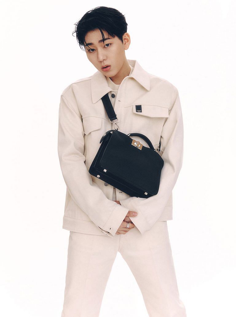 KpopCeleb on X: J-HOPE, the LOUIS VUITTON duck bag I had when I