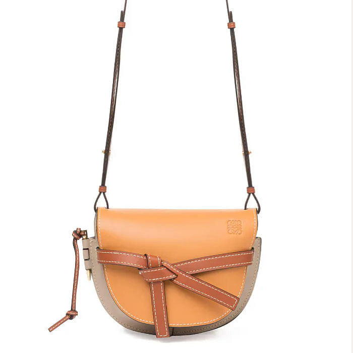 UN Legato Mini Saddle Bag, Elegant and Versatile