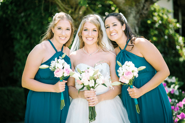 Best Maids Of Honour Ever This Bride S Sisters Nailed Their