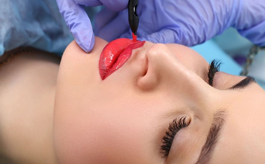 eyebrow and eyeliner tattooing