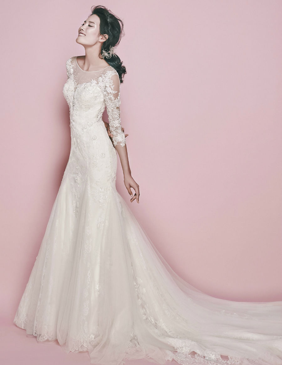  Korean  bridal  inspo 10 elegant wedding  dresses  for the 