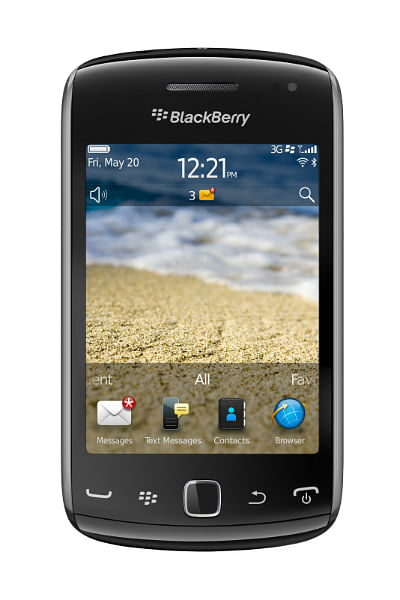 BlackBerry Curve 9380 smartphone front
