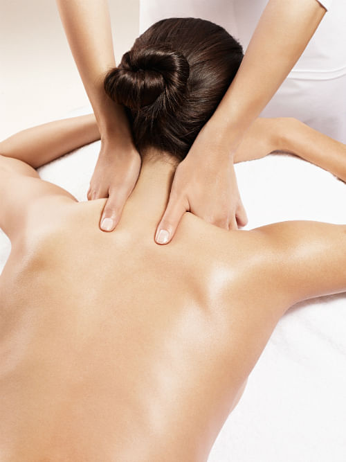 Neck and Shoulder Massage in Singapore