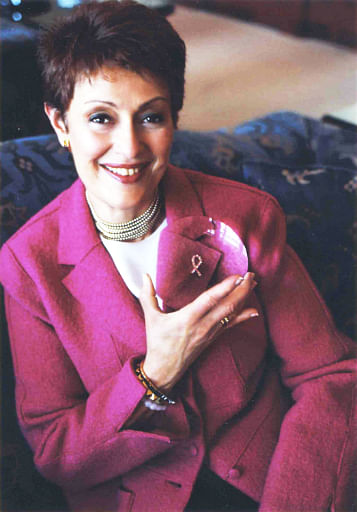 Evelyn H. Lauder 1936-2011 – PER FUMUS