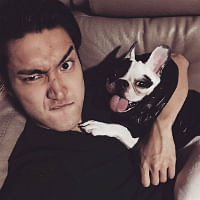 Korean celebrities and their pets Choi Siwon thumb