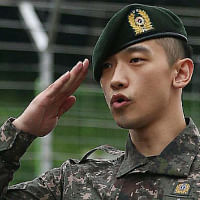 Korean pop star Rain ends his military stint