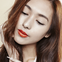 T How to wear matte and glossy orange liquid lipstick and balm trend.png