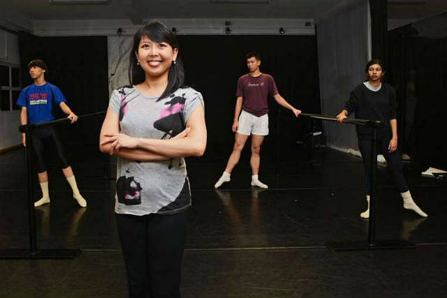 This Singapore woman left her banking job to become a dancer teacher.jpg