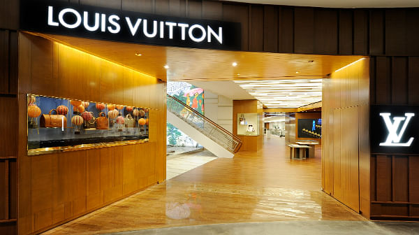 Louis Vuitton Adorns Island Maison with Celebratory Facade