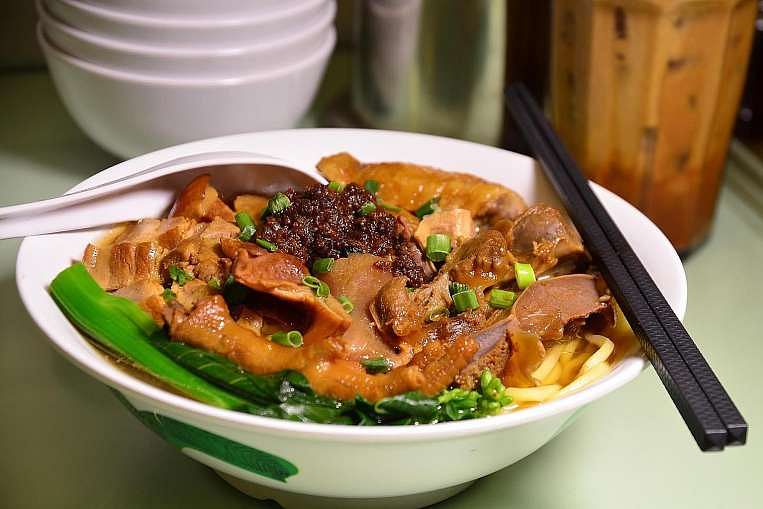 best new restaurants in singapore legendary cart noodles