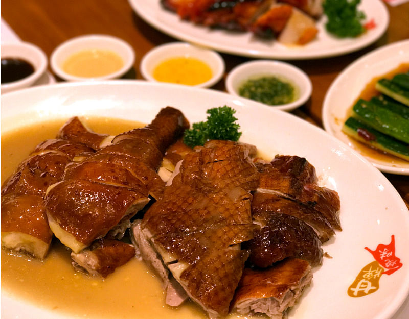Kam's Roast at Pacific Plaza - Soya Chicken and Roast Duck
