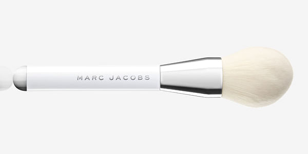 Marc Jacobs Beauty Coconut Glow Collection singapore - bronzer brush
