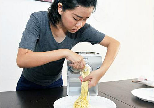 Angel Hair Style Noodles Using Philips Pasta Maker 