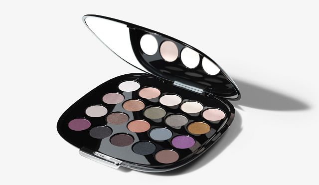 prettiest makeup palettes to gift and get this Christmas marc jacobs beauty