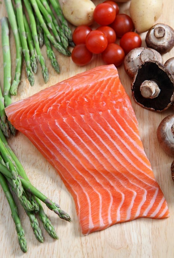 Fish and walnuts can help speed up recovery after injury