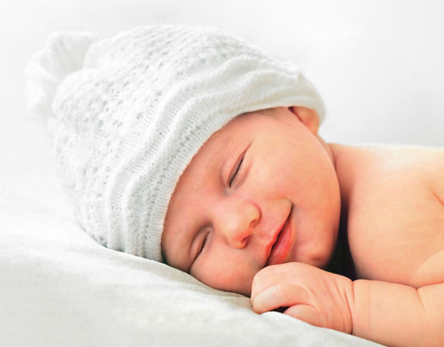 7 tips to keep baby safe from SIDS