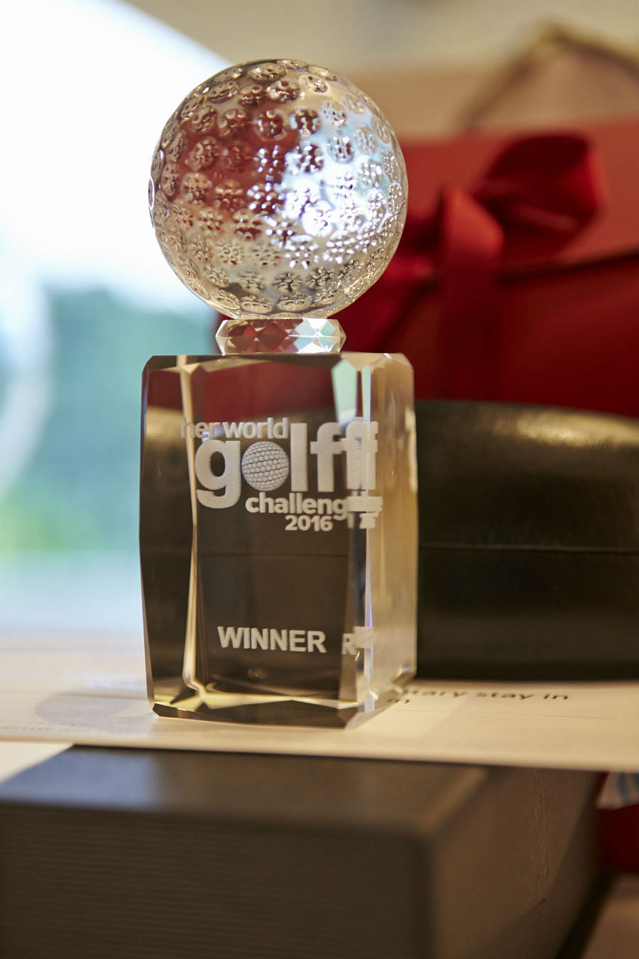 her world golf 2016 winner's trophy