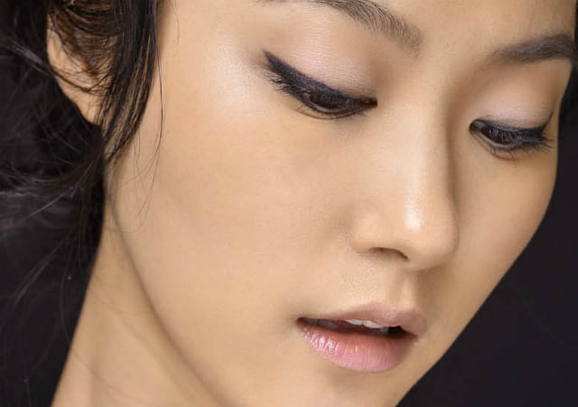 what type of eyeliner is best for different makeup looks